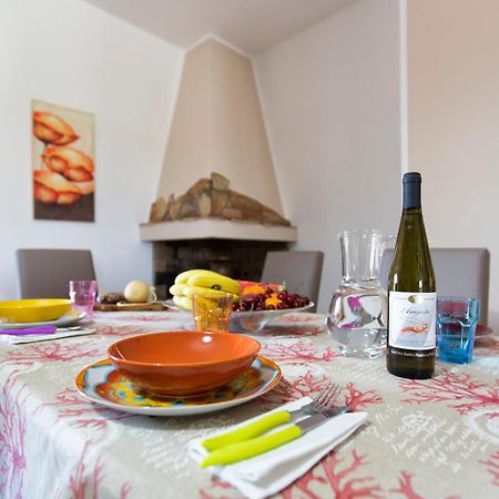 Villa Eugenie Алгеро Екстериор снимка