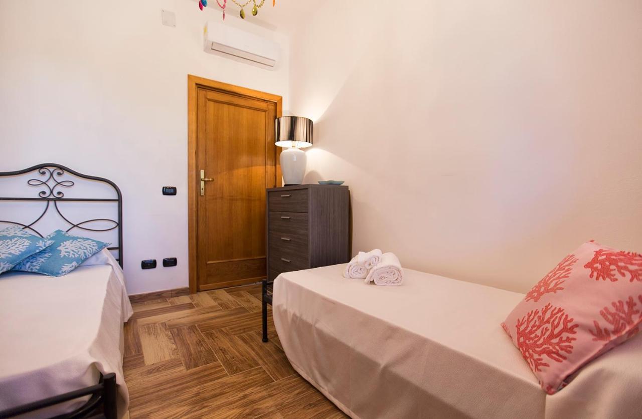 Villa Eugenie Алгеро Екстериор снимка