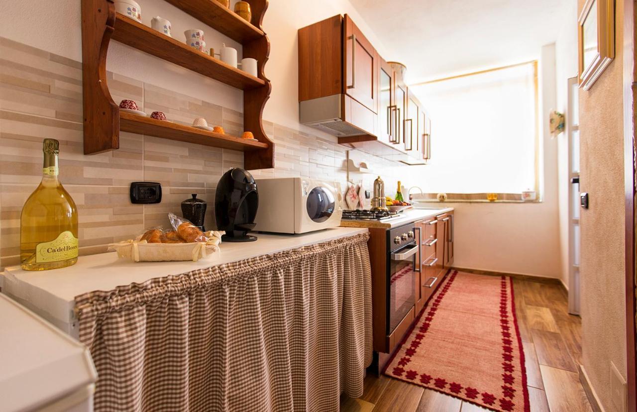 Villa Eugenie Алгеро Екстериор снимка