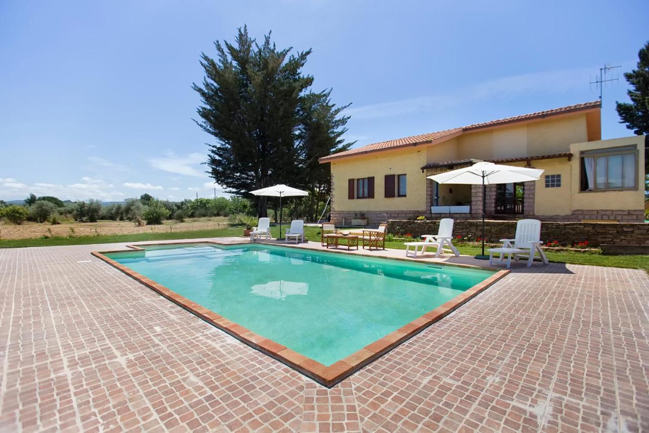 Villa Eugenie Алгеро Екстериор снимка